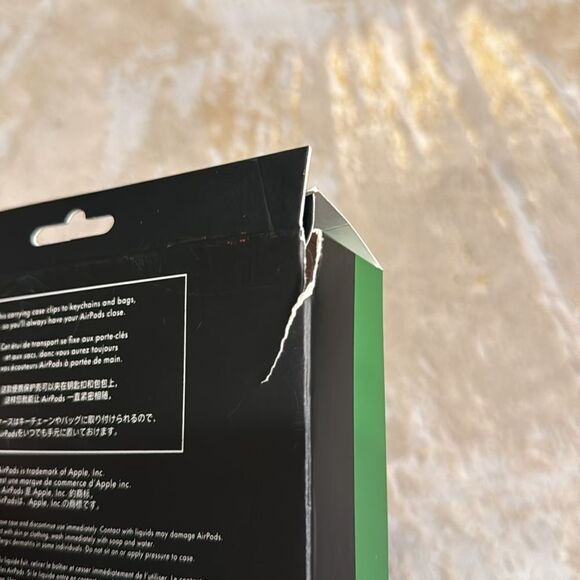 Kate Spade Pitter Patter Liquid Glitter Airpod Pro Second Gen Case. Clear Multi - Picture 6 of 6